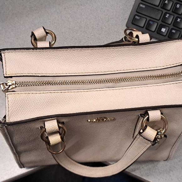 Coach Crosby 21 Carryall Chalk Crossgrain Leather Convertible Satchel  F11925 - Picture 16 of 16